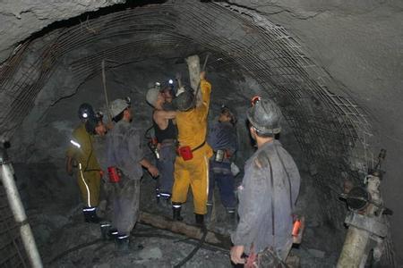 抱罗镇工程爆破中的危险因素分析以及应对工程爆破危险的措施